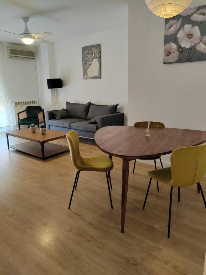 Urbanlux Tejares Apartment อัลบาเซเต ภายนอก รูปภาพ